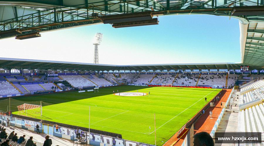 今年会jinnianhui零时差直击，感受赛场魅力！🎯